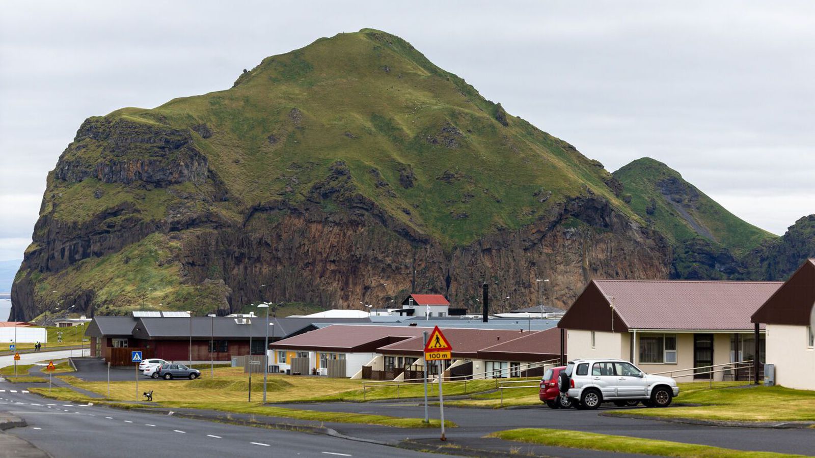 Maðurinn hand­tekinn og fluttur til Reykja­víkur í nótt