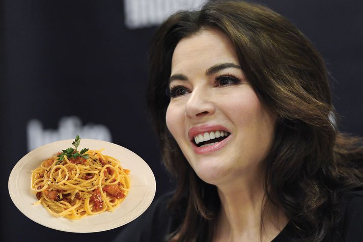 Nigella Lawson setur rjóma og hvítvín út carbonarað sitt en Ítalir eru ósáttir við það tvist sjónvarpskokksins geðþekka.