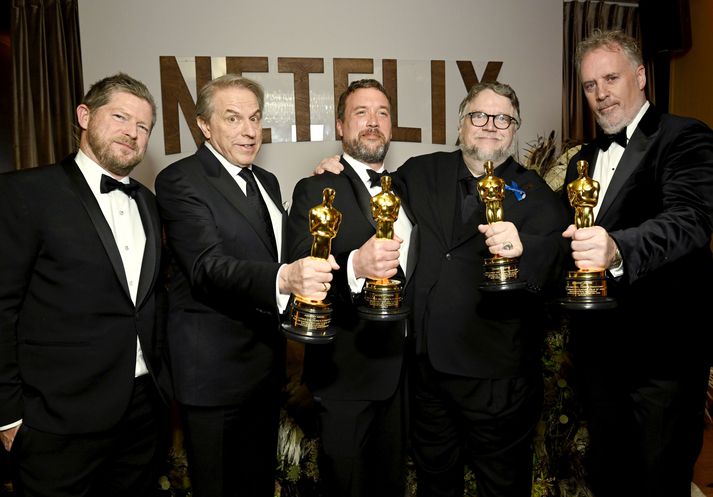 Corey Campodonico, Gary Ungar, Alex Bulkley, Guillermo del Toro og Mark Gustafson, aðstandendur myndarinnar, eftir hátíðina í gær.