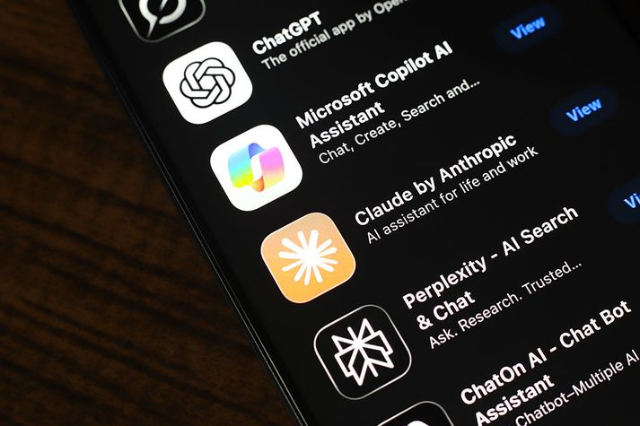 Mörgum verður nú hált á svellinu með innreið gervigreindarforrita. Blaðamaður Ars Technica notaði tól sem byggði á Claude frá Anthropic og hafði hluti eftir viðmælanda sem hann sagði aldrei.