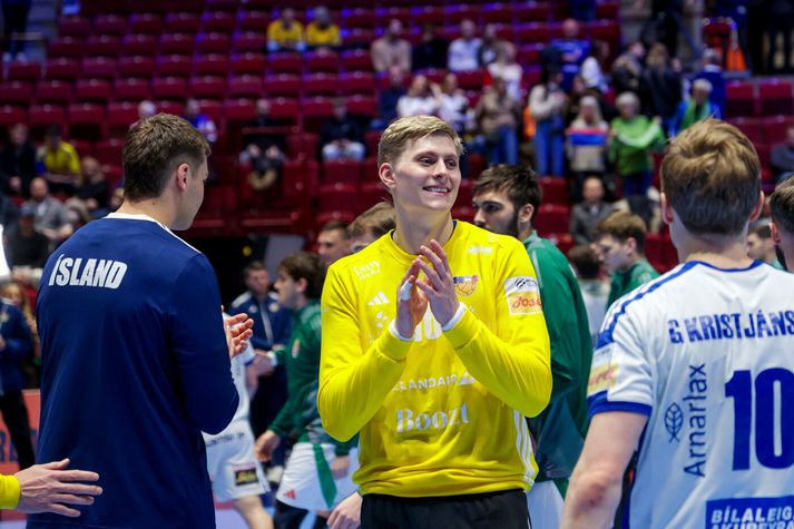 Viktor Gísli Hallgrímsson var lykilmaður í sigrinum magnaða gegn Svíum á EM.