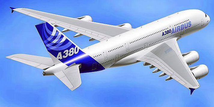 Airbus A380 Flugvélaframleiðandinn Airbus hefur ákveðið að veita afslátt af verði flugvéla vegna tafa á afhendingu A380-risaþotanna.