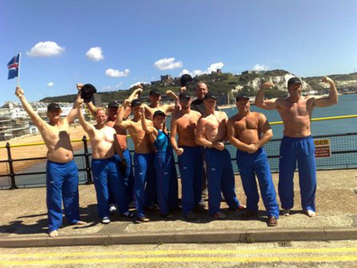 Boðsundsveitin fer ekki yfir Ermarsundið að sinni.