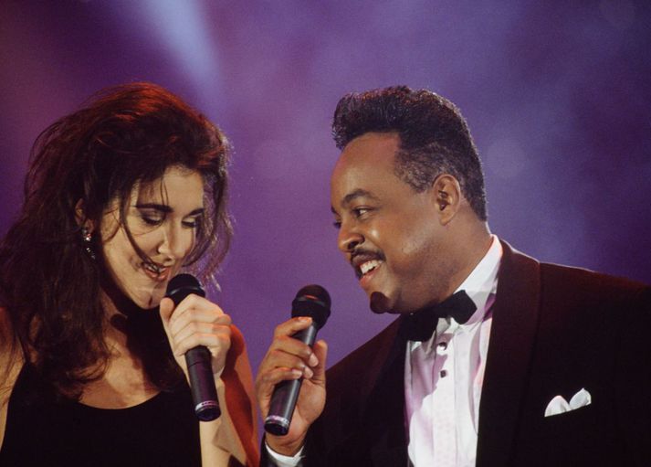 Celine Dion og Peabo Bryson sungu saman „Beauty and the Beast“ úr Disney-myndinni frá 1991.