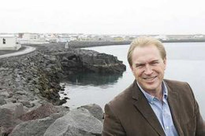 Árni Sigfússon situr áfram í stjórn Þróunarfélags Keflavíkurflugvallar.