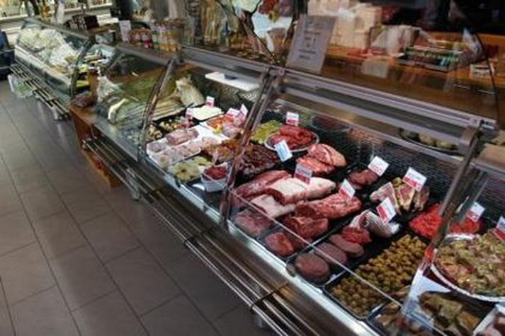 Dýrustu kjötbitarnir, svo sem hreindýrakjöt og annað fínerí, eru nú með þjófavarnarmerki.