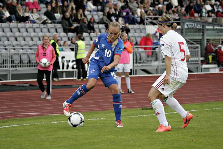 Dóra María Lárusdóttir er nefnd til sögunnar sem einn þriggja lykilmanna Íslands.