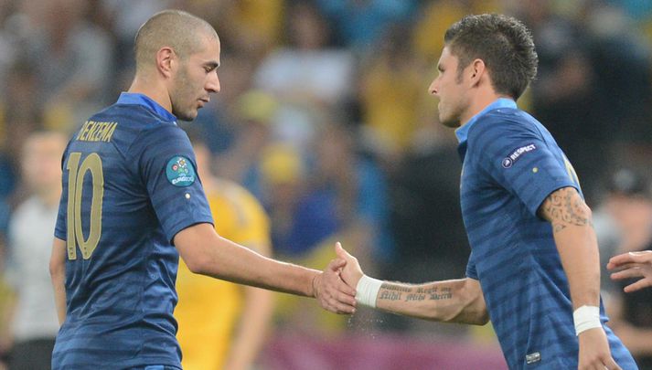 Olivier Giroud með Karem Benzama.