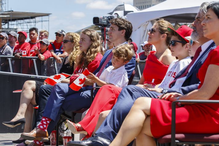 Trudeau og fjölskylda búa á tímabundið á svæðinu sem er einnig híbýli ríkisstjórans Julie Payette.