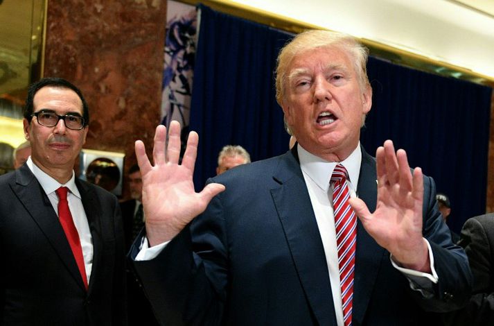 Trump hefur ítrekað logið um hin ýmsu mál og varið hvíta þjóðernissinna eftir að hann tók við sem forseti.