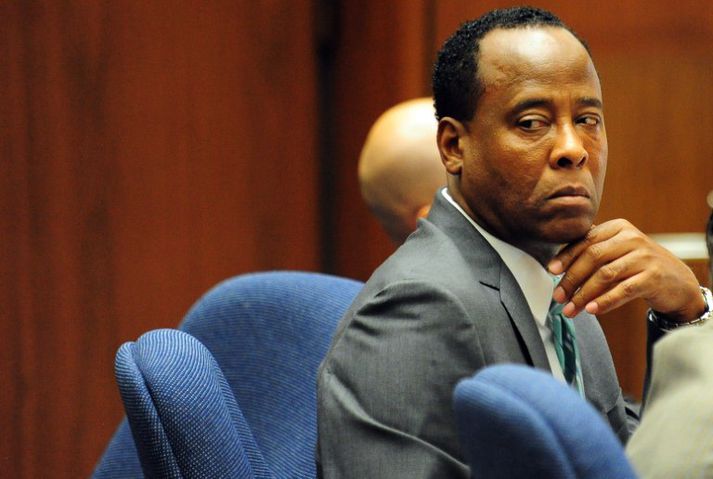 Conrad Murray í réttarsal