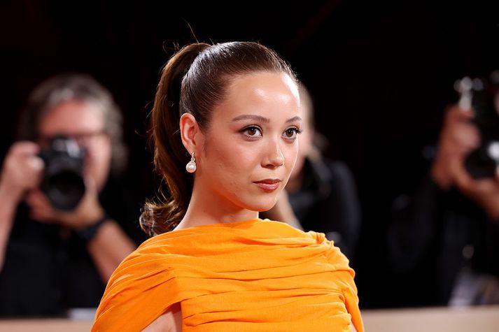 Laufey var glæsileg og yfirveguð á rauða dreglinum, þrátt fyrir misskilninginn.