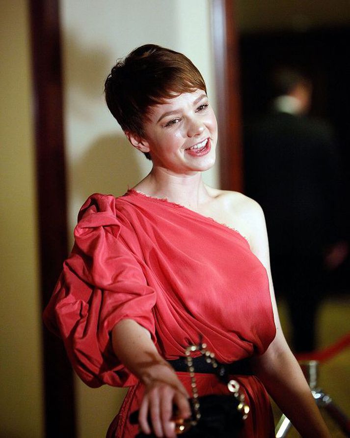 Carey Mulligan er ánægð með að leika á móti Leonardo DiCaprio.