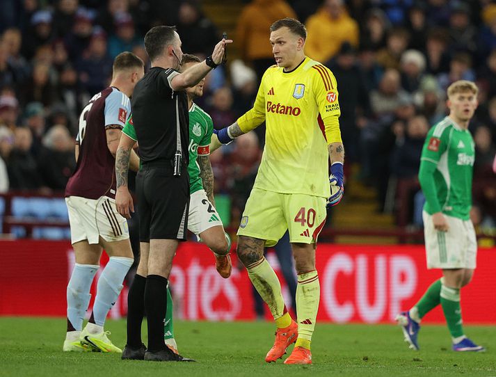 Marco Bizot var rekinn af velli í fyrri hálfleik og það skipti sköpum í leiknum.