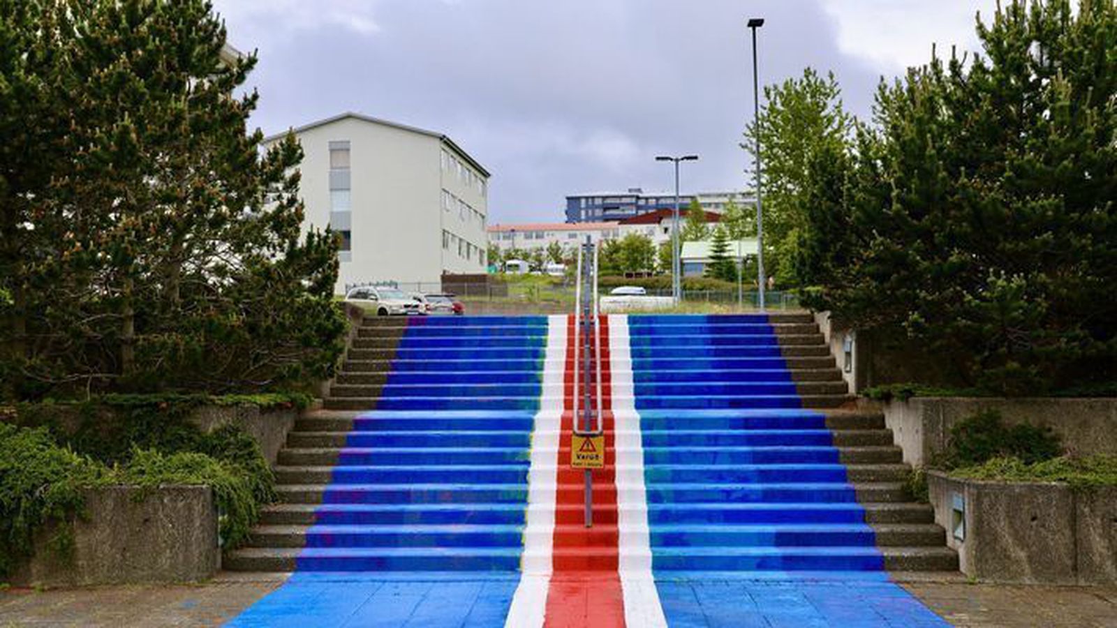 Enn enginn grunaður um spellvirkin við Grafar­vogs­kirkju