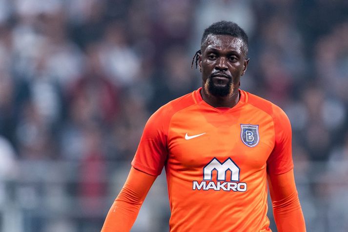 Emmanuel Adebayor leikur með Basaksehir í Tyrklandi í dag.