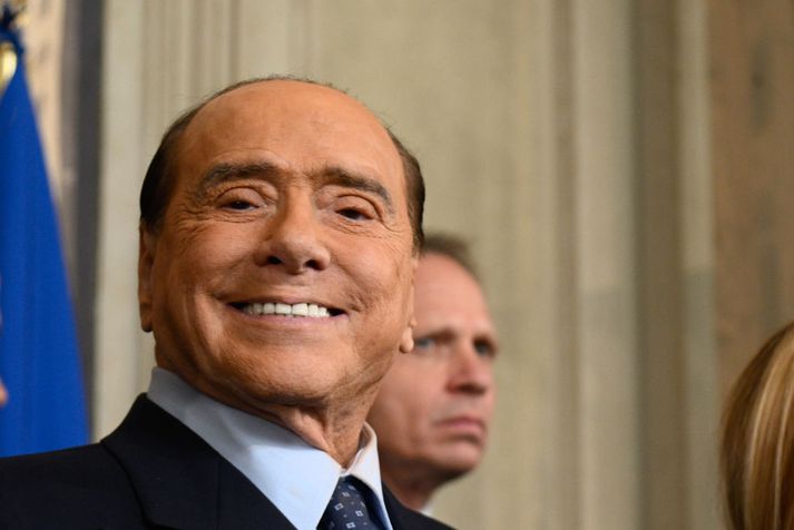 Berlusconi var forsætisráðherra Ítalíu í þrígang og situr nú á efri deild ítalska þingsins, samhliða störfum sínum hjá Monza.