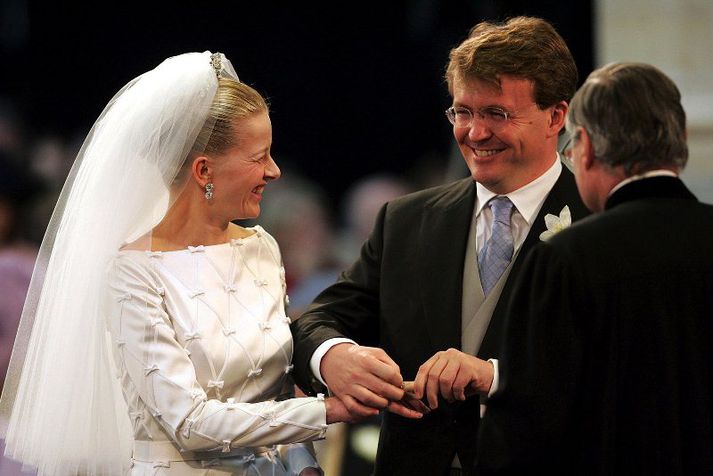 Johan Friso ásamt eiginkonu sinni. Hann afsalaði sér tilkall til krúnunnar þegar hann giftist mannréttindalögfræðingnum Mabel Wisse Smit þar sem ríkisstjórnin neitaði að leggja blessun sína yfir hjúskapinn.