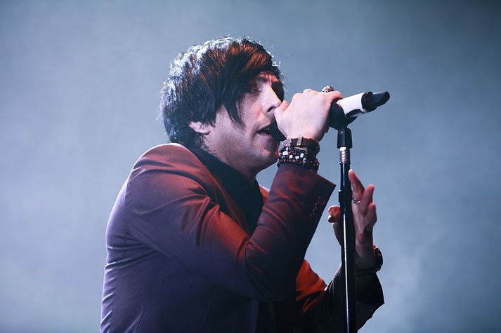 Watkins á sviði með Lostprophets, áður en komst upp um viðurstyggilega glæpi hans.