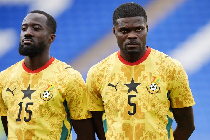 Thomas Partey er hér til hægri við hlið Elisha Owusu fyrir landsleik Gana á móti Wales á dögunum.
