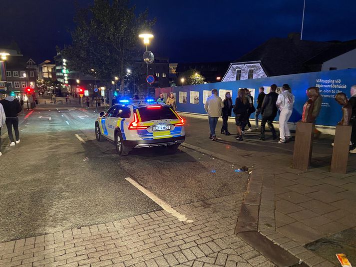 Lögreglan handtók þrjá vegna árásarinnar. Myndin tengist fréttinni ekki beint og er úr safni. 