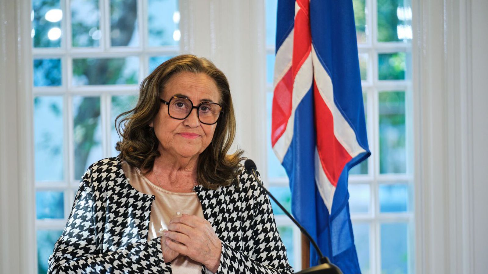 „Viljið þið gjöra svo vel að fyrir­gefa mér af öllu hjarta“