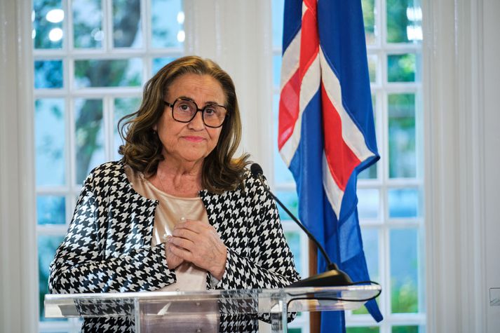 Inga Sæland biður leikskólakennara afsökunar.