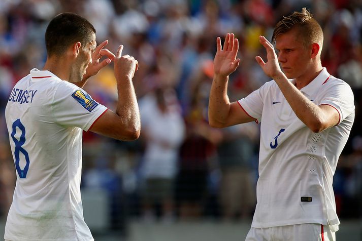 Clint Dempsey er frá Texas en Aron úr Grafarvogi en báðir spila fyrir Bandaríkin.