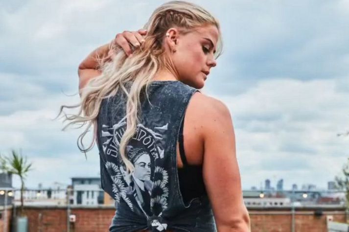 Sara Sigmundsdóttir var komin í hlutverk fyrirsætunnar í London.