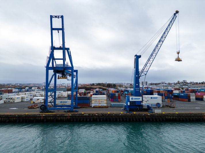 Þó það rigni á að vera nokkuð  milt veðrið í dag. 