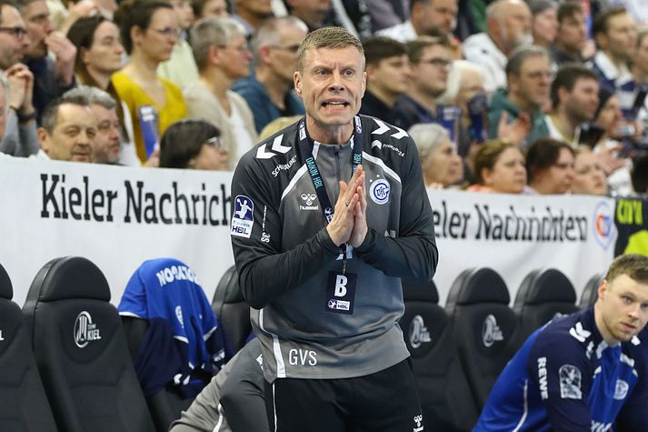 Guðjón Valur Sigurðsson er með Gummersbach í 4. sæti þýsku deildarinnar og getur ekki endað neðar. Það myndi duga til að komast í Evrópudeildina á næstu leiktíð.