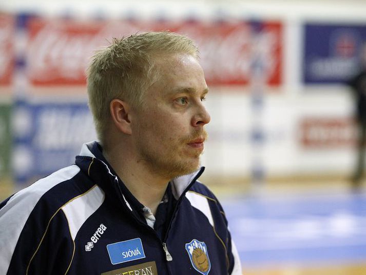 Einar Jónsson, þjálfari Fram.