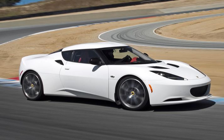 Lotus Evora.