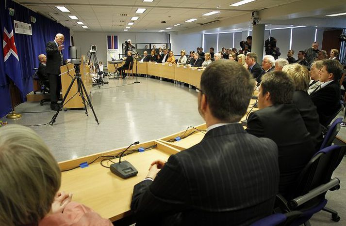 Stjórnarskrá Til stendur að kalla stjórnlagaráð saman á ný í sumar fyrir væntanlega þjóðaratkvæðagreiðslu.Fréttablaðið/GVA