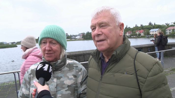 Denys og Harry Hughes hjón frá Liverpool báru Íslandi ákaflega vel söguna.