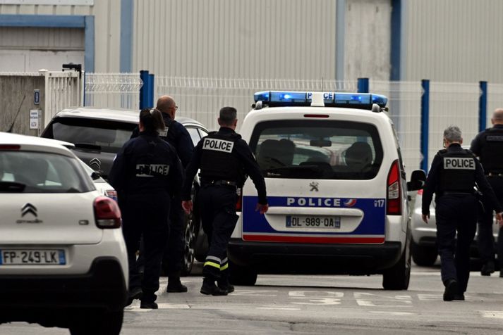 Frá aðgerðum lögreglu í Nantes í dag.