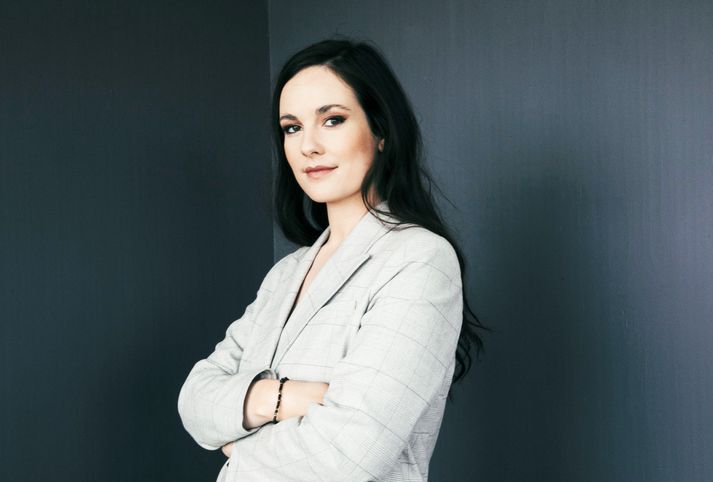 Ingleif er aðstoðarmaður Þorgerður Katrínar. Hún hefur starfað sem blaðamaður, gefið út bók, lög og framleitt sjónvarpsþætti á borð við LXS-þættina um Sunnevu Einarsdóttur og glamúrvinkonur hennar.