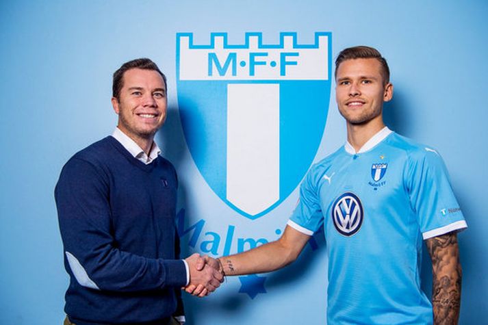 Arnór Ingvi Traustason boðinn velkominn til Malmö.