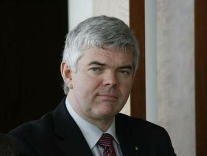 Magnús Stefánsson fyrrverandi félagsmálaráðherra vill stýra Fiskistofu. Það vilja Arnbjörg Sveinsdóttir og Sigurjón Þórðarson einnig gera.