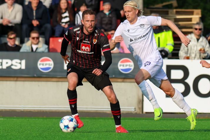 Gylfi og félagar eru á toppnum í Bestu deildinni.