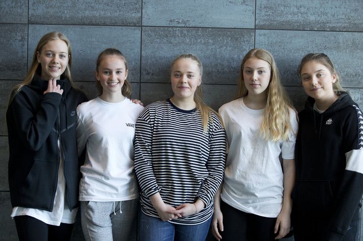 Vinkonurnar María Arnardóttir, Kamilla Gunnarsdóttir, Eva María Smáradóttir, Teresa María Era og Birgitta Eysteinsdóttir. 