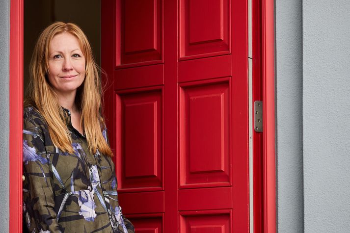 Unnur Eir Björnsdóttir, skartgripahönnuður og framkvæmdastjóri Meba á það til að syngja út um allt. Oft án þess að taka eftir því enda var dóttir hennar eitt sinn spurð hvort Unnur væri söngkona. Sem Unni fannst frekar fyndið því ekki séu það hæfileikarnir.