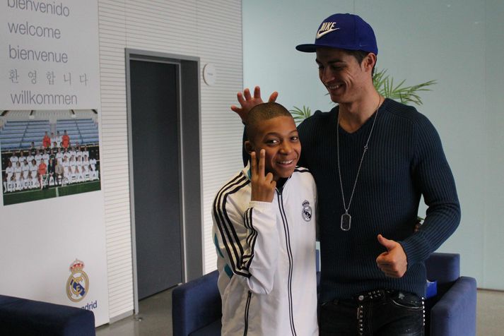 Mbappé og Cristiano Ronaldo, þáverandi leikmaður Real Madríd, fyrir þónokkrum árum.