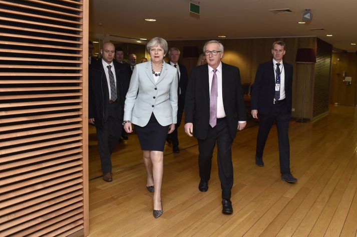 Theresa May, forsætisráðherra Bretlands, og Jean-Claude Juncker, forseti framkvæmdastjórnar ESB.