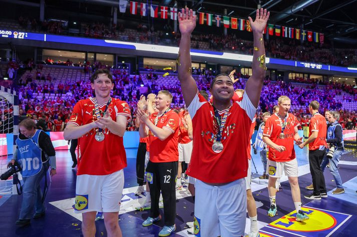 Mads Mensah vann langþráð Evrópugull um síðustu helgi og hefur ákveðið að láta gott heita.