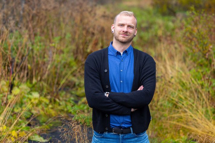 James Einar Becker er markaðsstjóri Háskólans á Bifröst. Hans helsta áhugamál eru þó bílar.