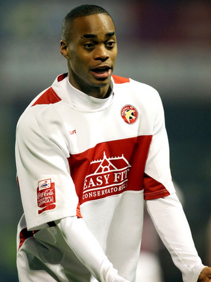 Ishmel Demontagnac í leik með Walsall.