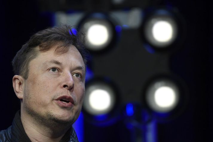 Elon Musk, stofnandi og eigandi Tesla, er einn auðugasti maður heims.