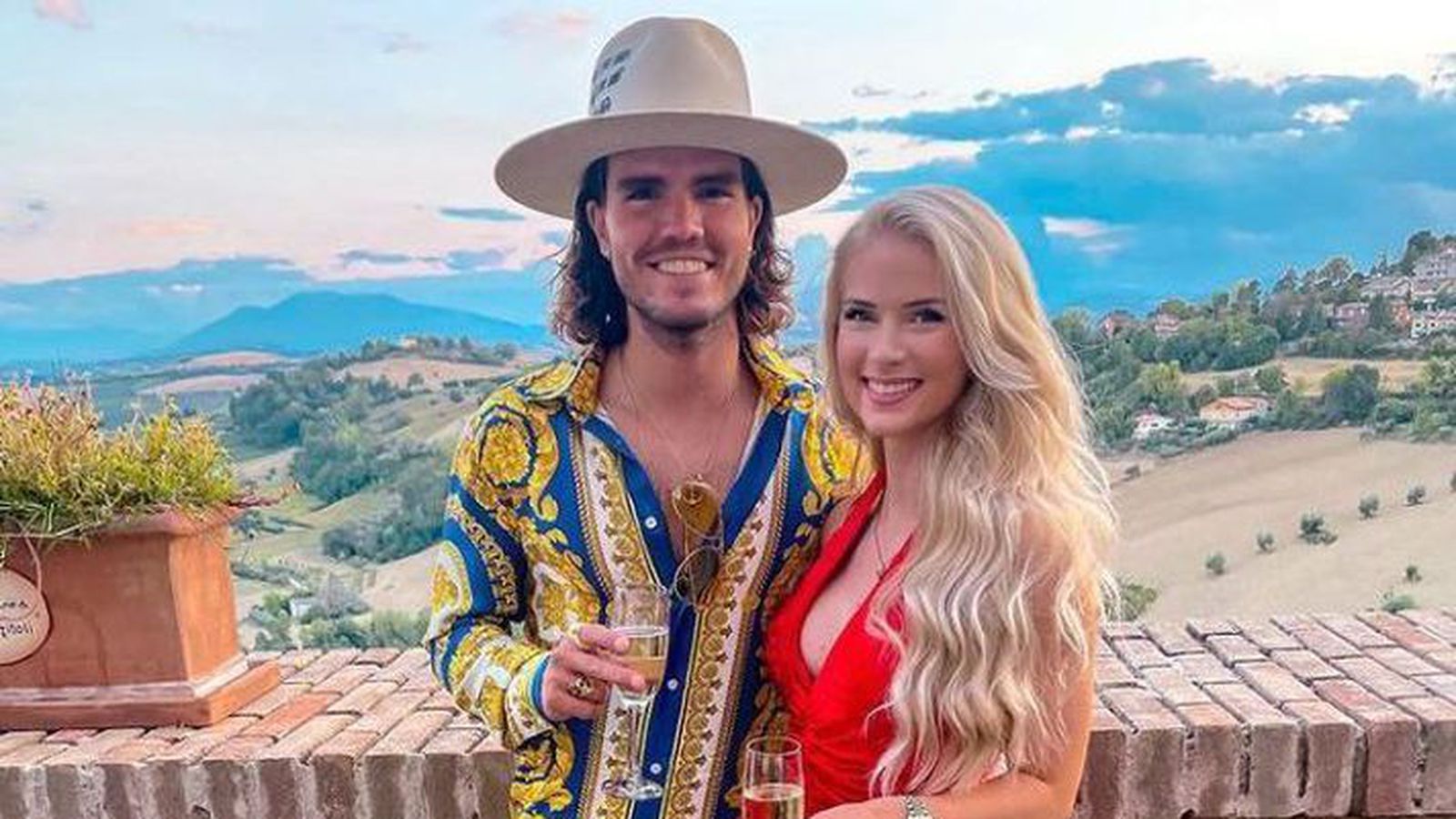 Jökull í Kaleo og Telma trúlofuð Vísir