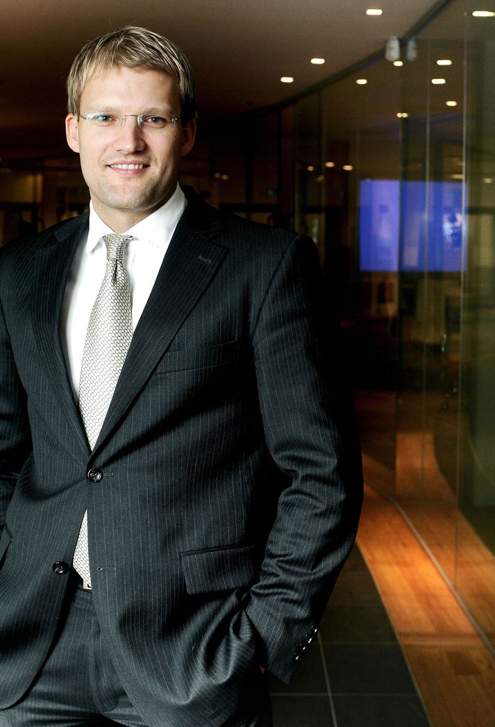 Róbert Wessmann forstjóri. 
Actavis hefur áhuga á að kaupa rúmenska lyfjafyrirtækið Antibiotice.